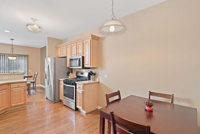 310 Ridge Road North Aurora, IL 60542 - Photo 8 of 20