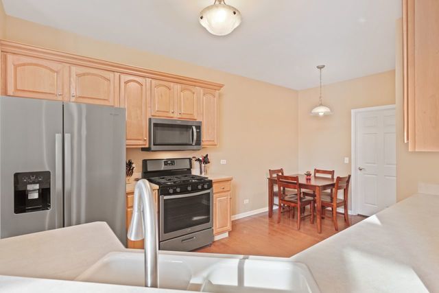 310 Ridge Road North Aurora, IL 60542 - Photo 9 of 20