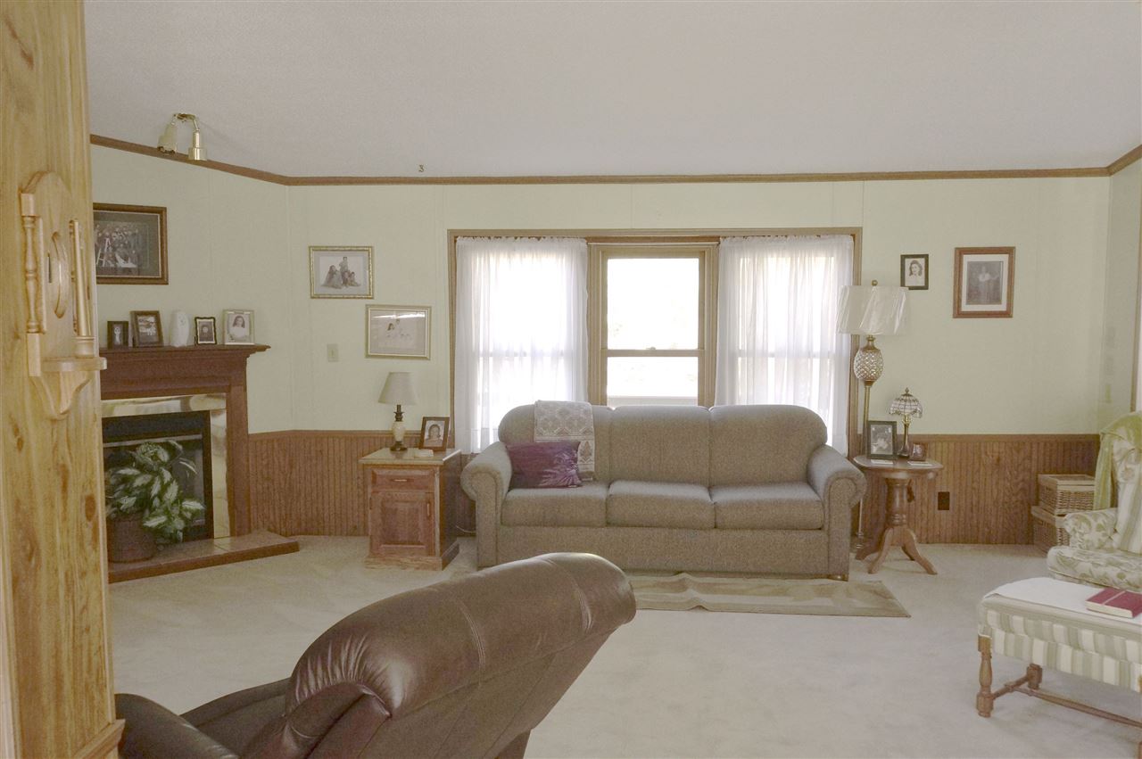 10380 East Wing Road Shepherd, MI 48883 - Photo 3 of 41 1839059-2.JPG
