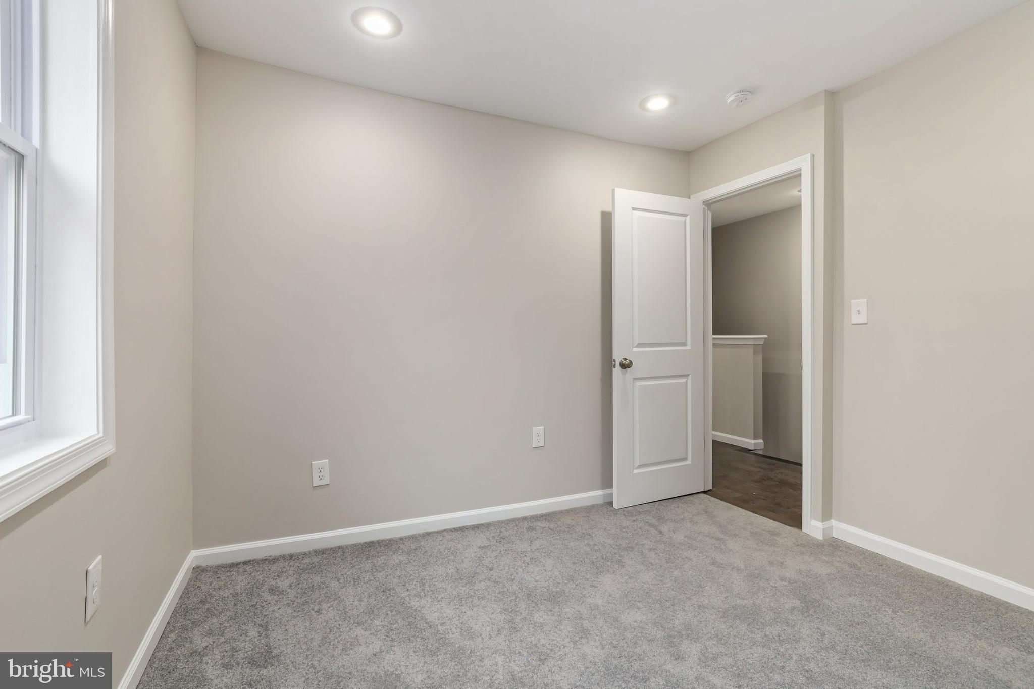 1015 48th Street Northeast Washington, DC 20019 - Photo 19 of 34