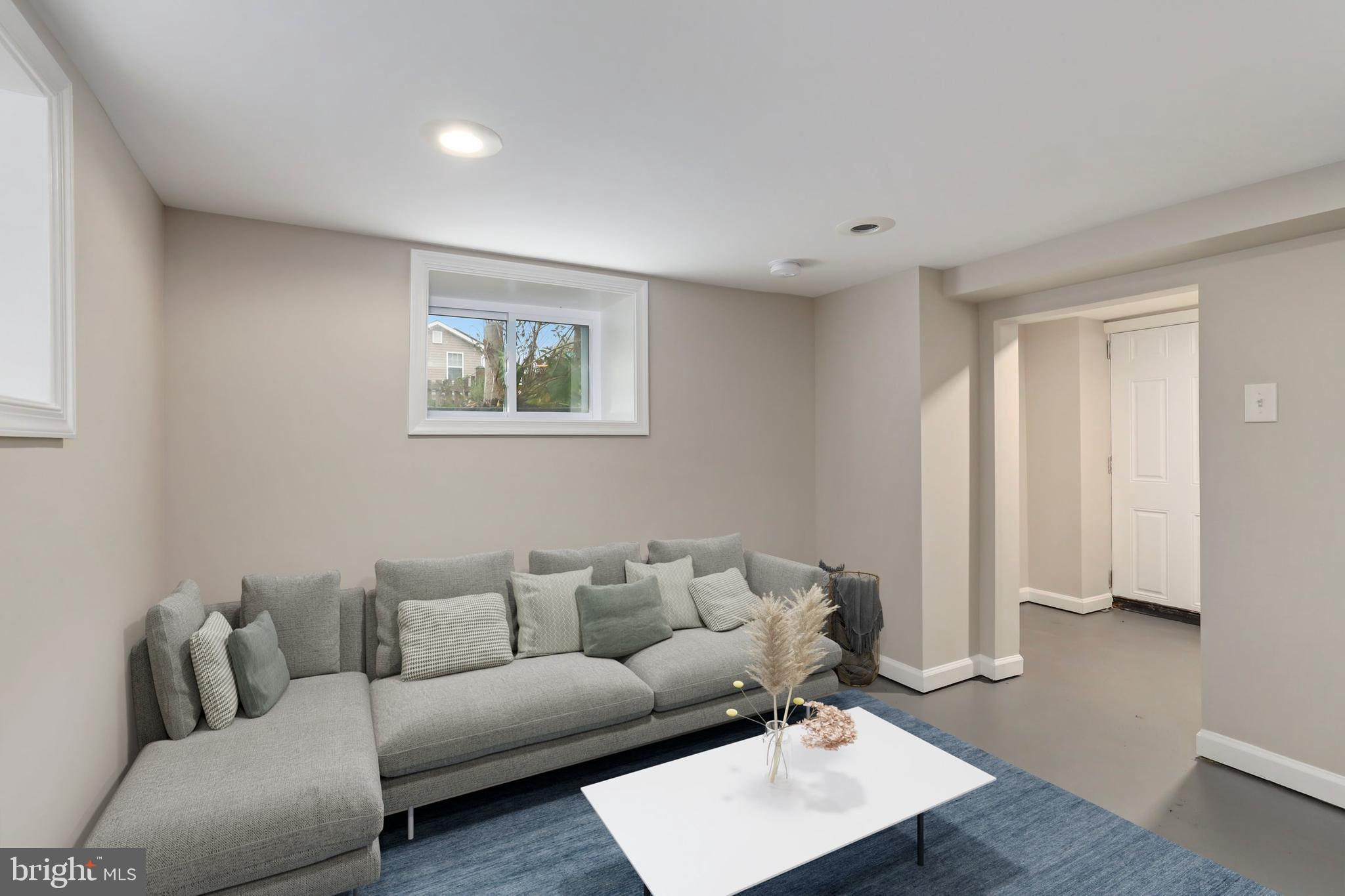 1015 48th Street Northeast Washington, DC 20019 - Photo 25 of 34