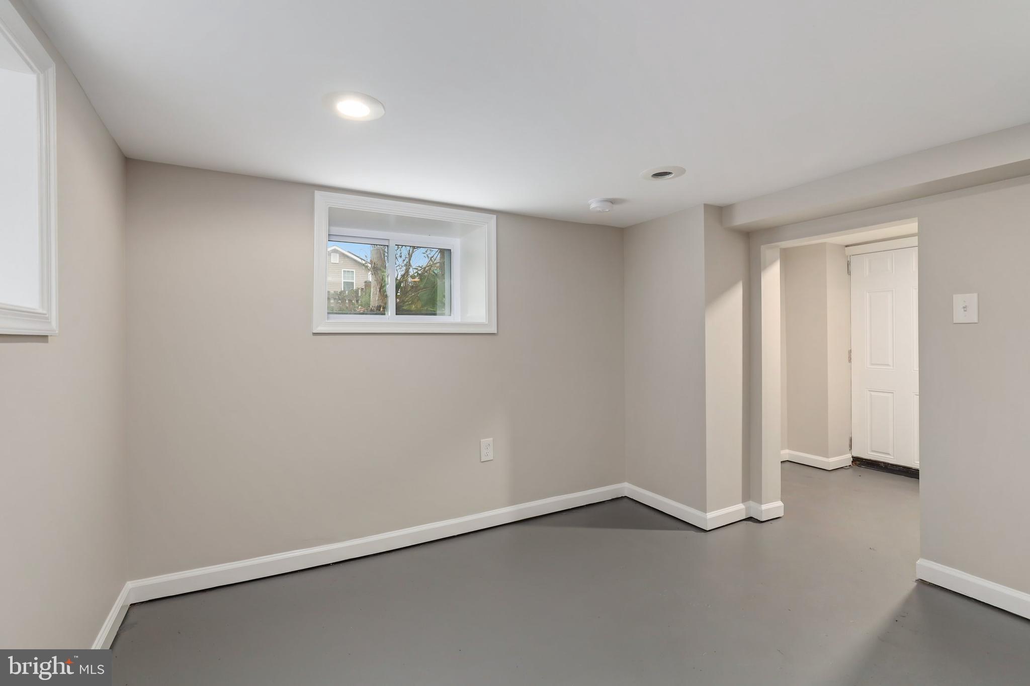 1015 48th Street Northeast Washington, DC 20019 - Photo 26 of 34