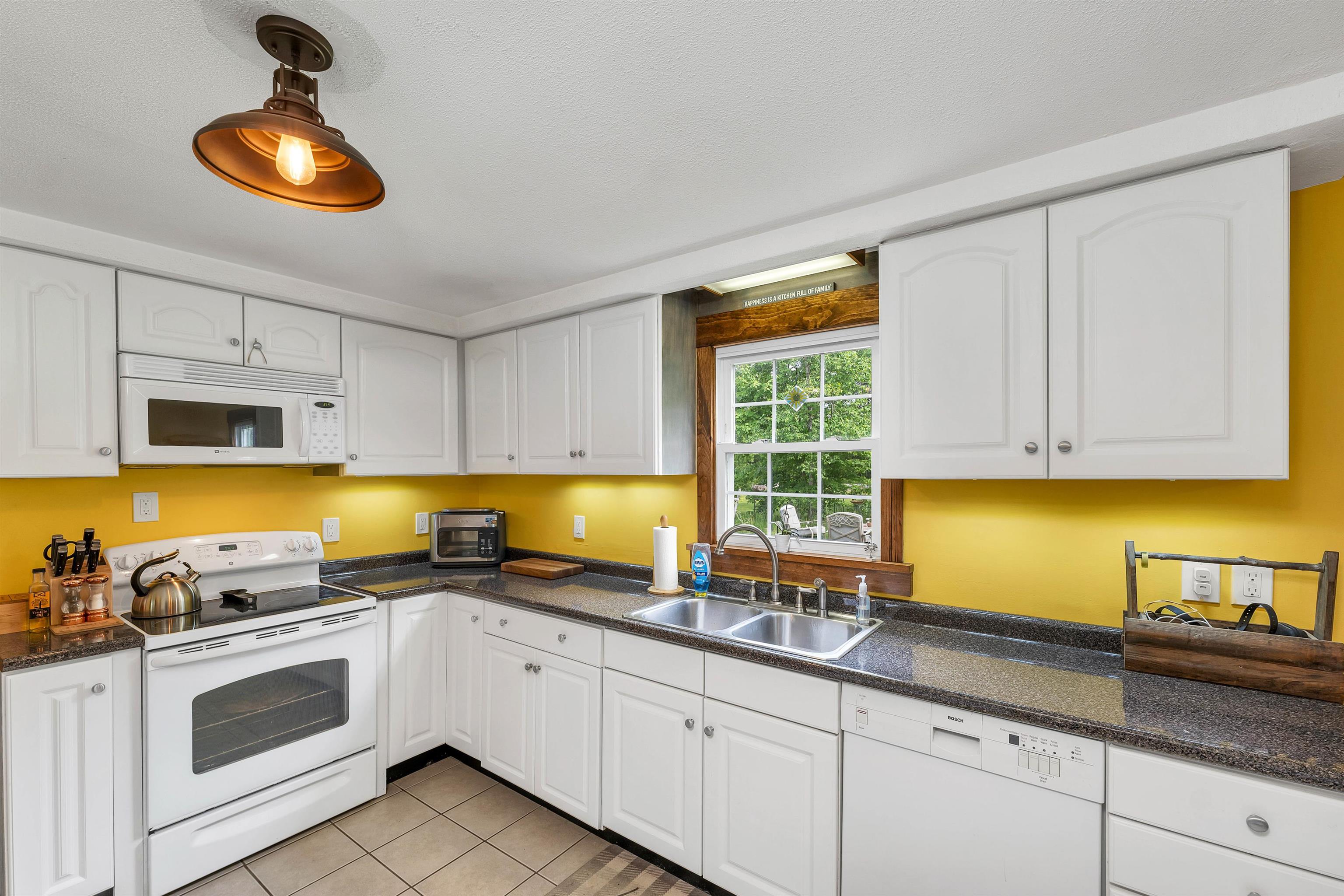 11 Gray Fox Road Effingham, NH 03882 - Photo 21 of 25 Gallery Image 21