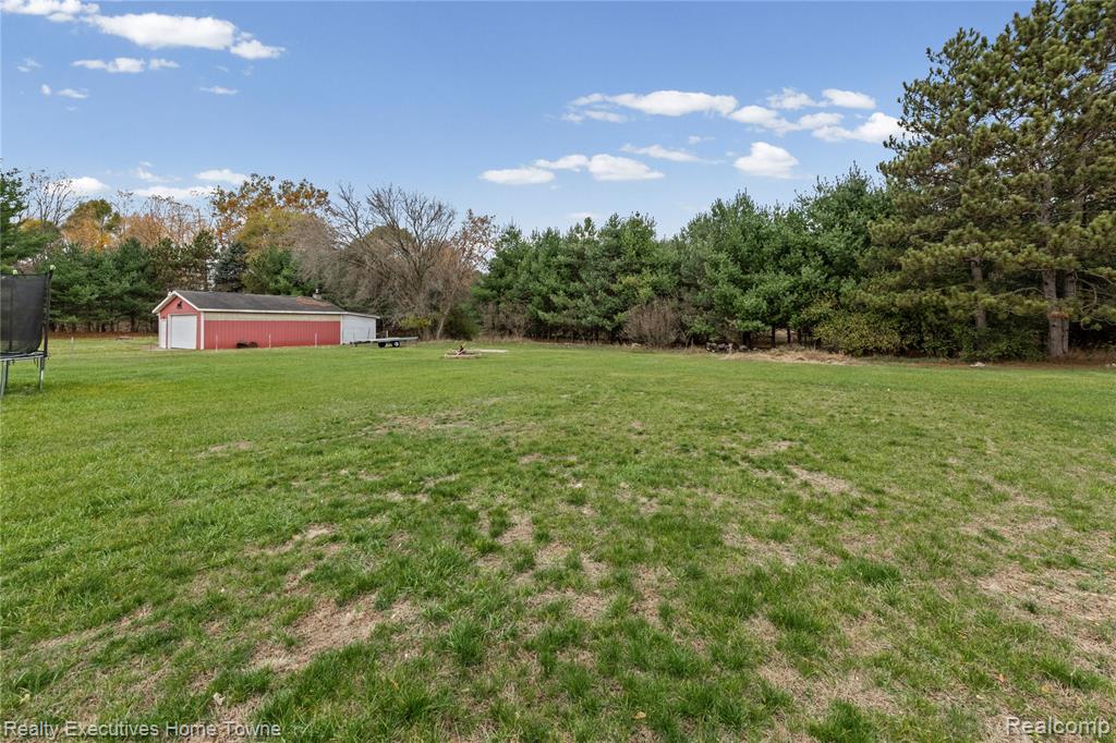 12429 East Mt Morris Road Columbiaville, MI 48421 - Photo 33 of 37 Gallery Image 33