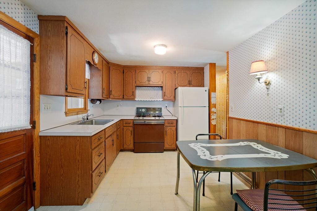 144 Bay Road Stoughton, MA 02072 - Photo 8 of 40 Gallery Image 8