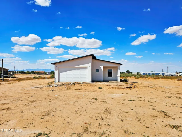 a view of a terrace space