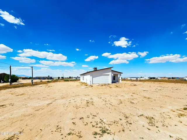 $275,000 | 1000 Sunrise Drive, Chaparral, NM 88081