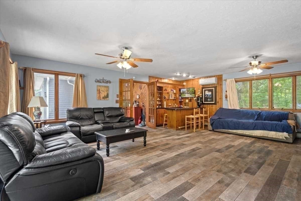 113 Harrington Road Charlton, MA 01507 - Photo 25 of 41
