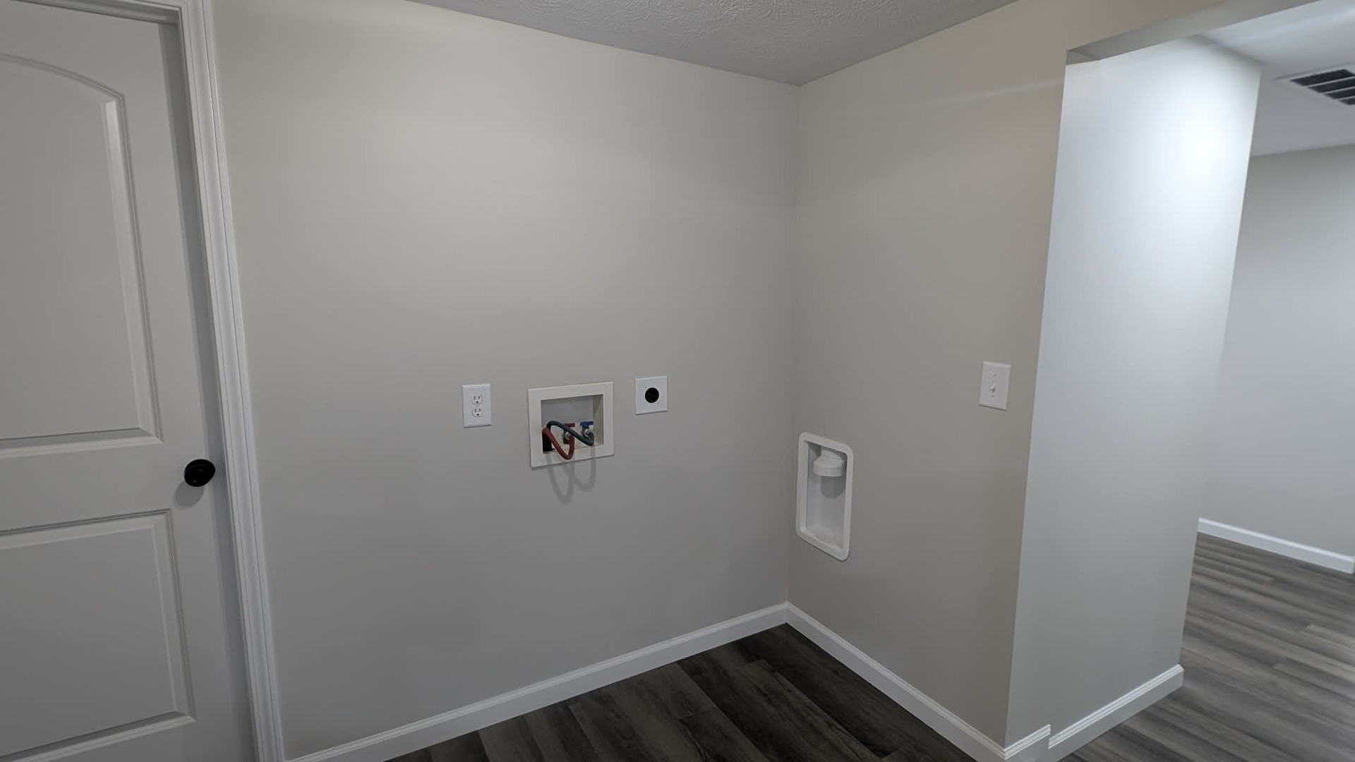 720 East Marion Street Clinton, IL 61727 - Photo 13 of 22 a view of utility room