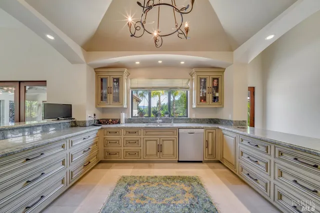 $6,800,000 | 4447 St Helena Highway, Calistoga, CA 94515