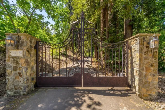 $6,800,000 | 4447 St Helena Highway, Calistoga, CA 94515