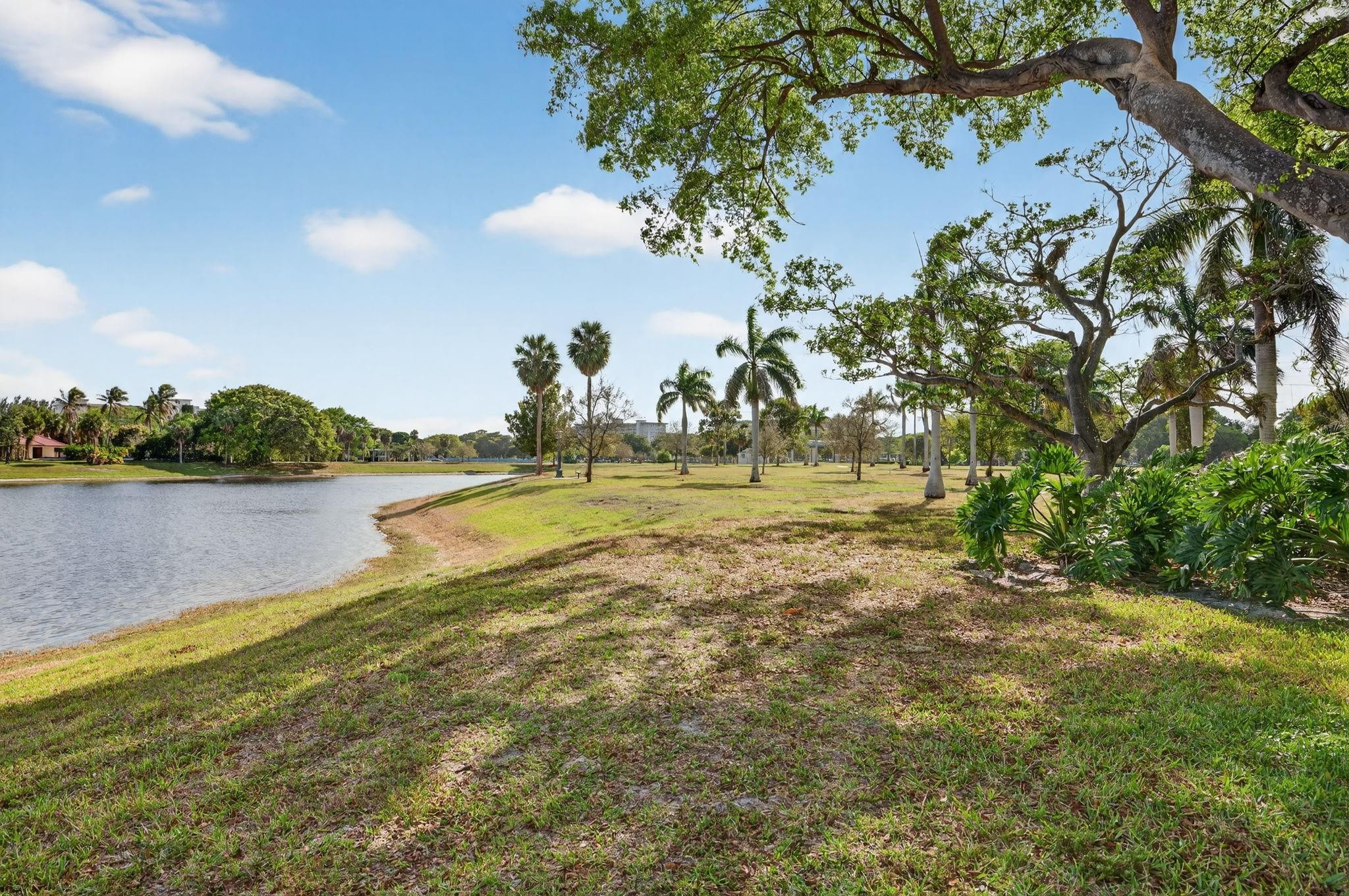 3200 North Course Lane, Unit 116 Pompano Beach, FL 33069 - Photo 33 of 47 Photo 33