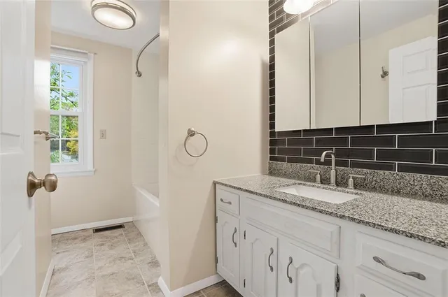 $399,900 | 147 Fox Run Road, Cranberry Township, PA 16066