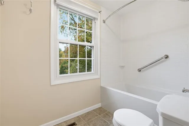 $399,900 | 147 Fox Run Road, Cranberry Township, PA 16066