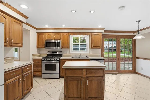 $399,900 | 147 Fox Run Road, Cranberry Township, PA 16066