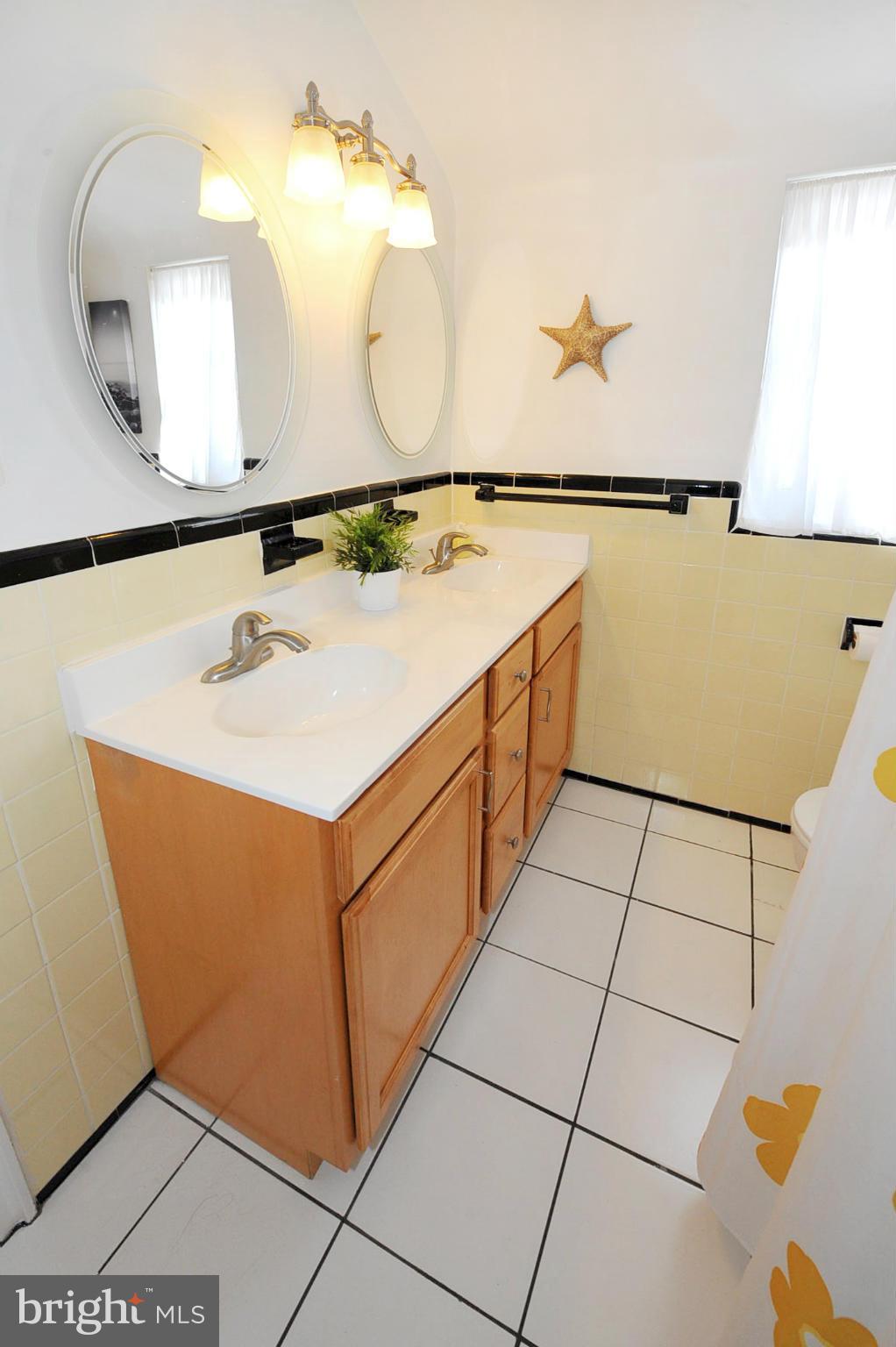 8510 Grubb Road Chevy Chase, MD 20815 - Photo 11 of 23 Bath