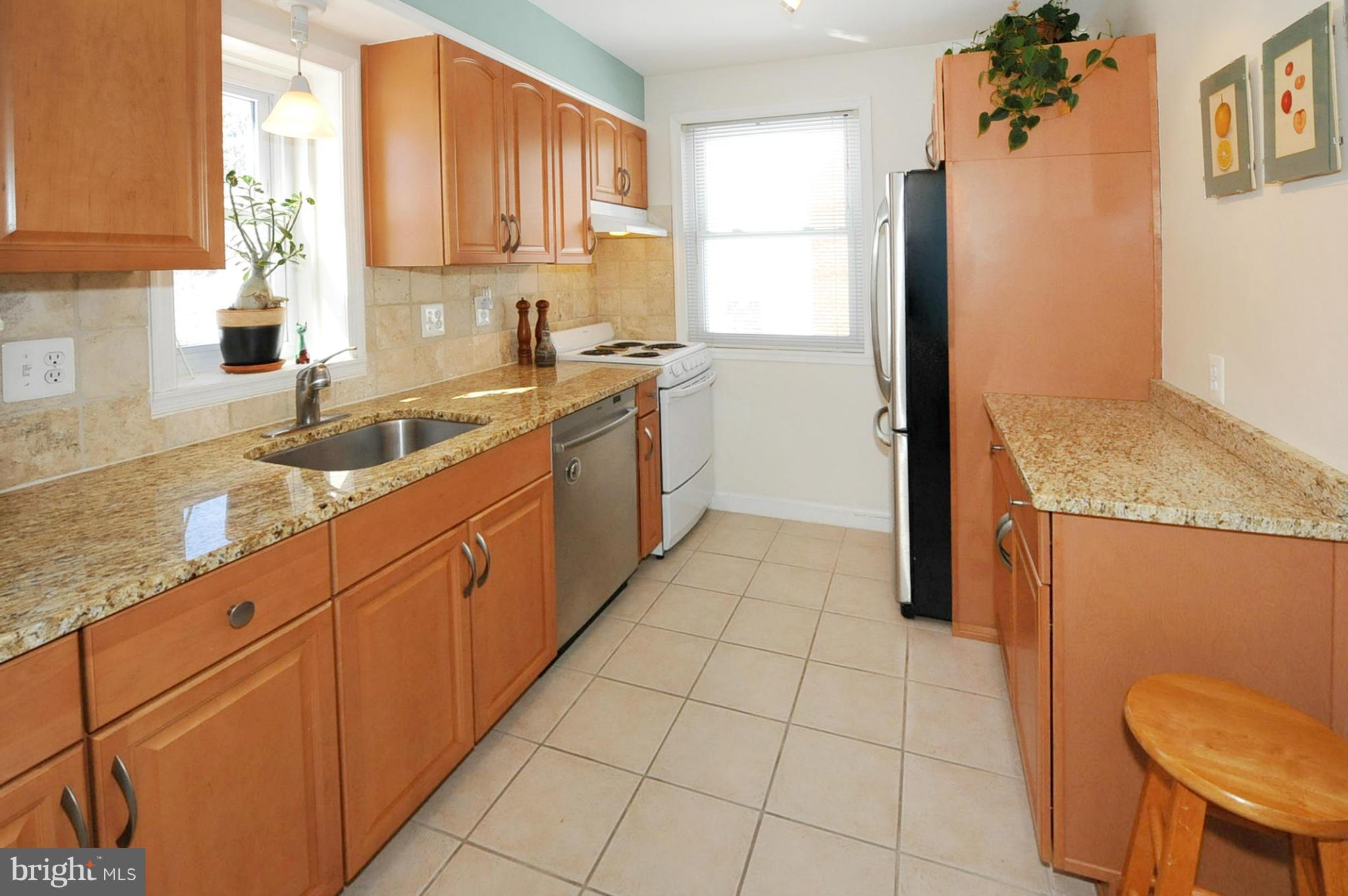 8510 Grubb Road Chevy Chase, MD 20815 - Photo 3 of 23 Kitchen