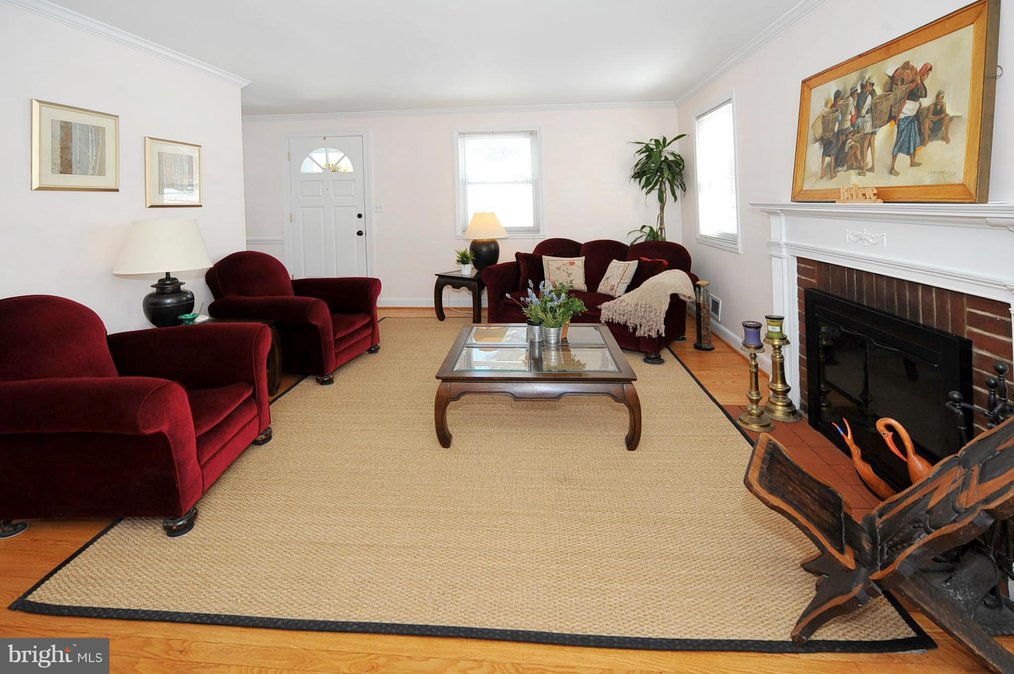 8510 Grubb Road Chevy Chase, MD 20815 - Photo 7 of 23 Living Room