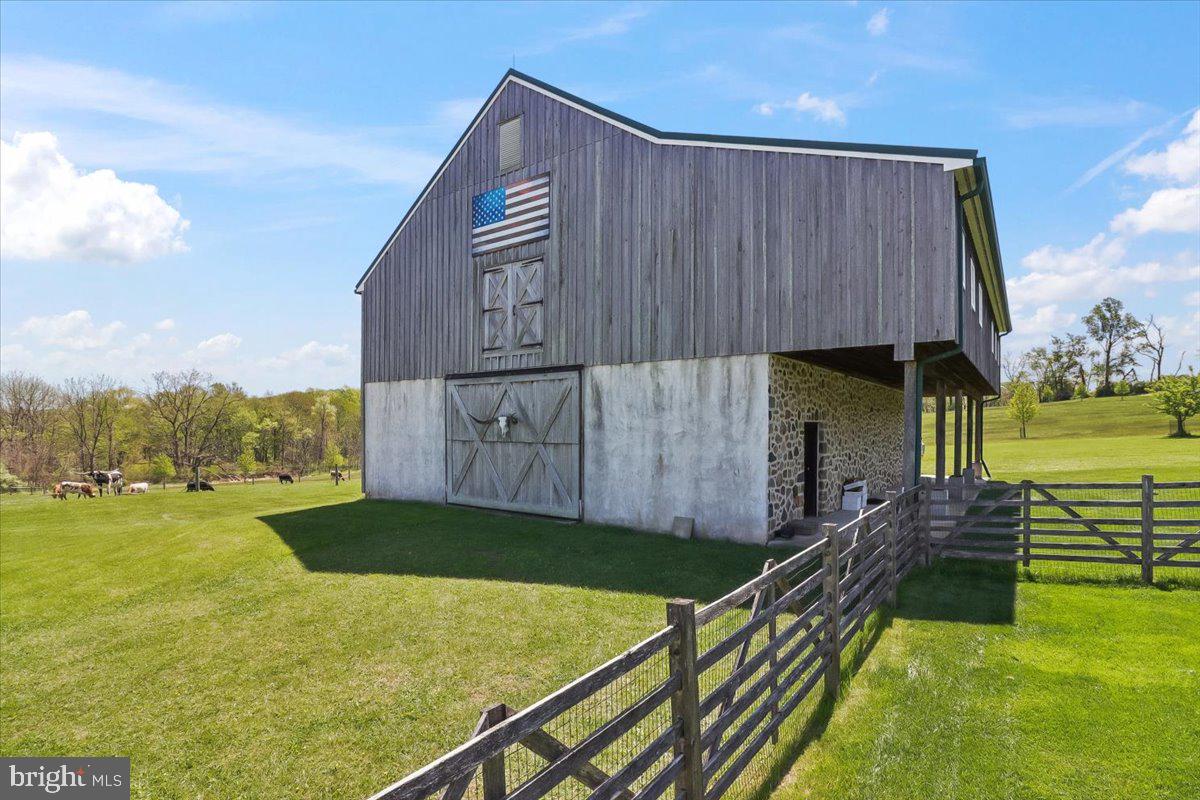 182 Trythall Road Elverson, PA 19520 - Photo 61 of 76 Massive with bi-fold doors on either side