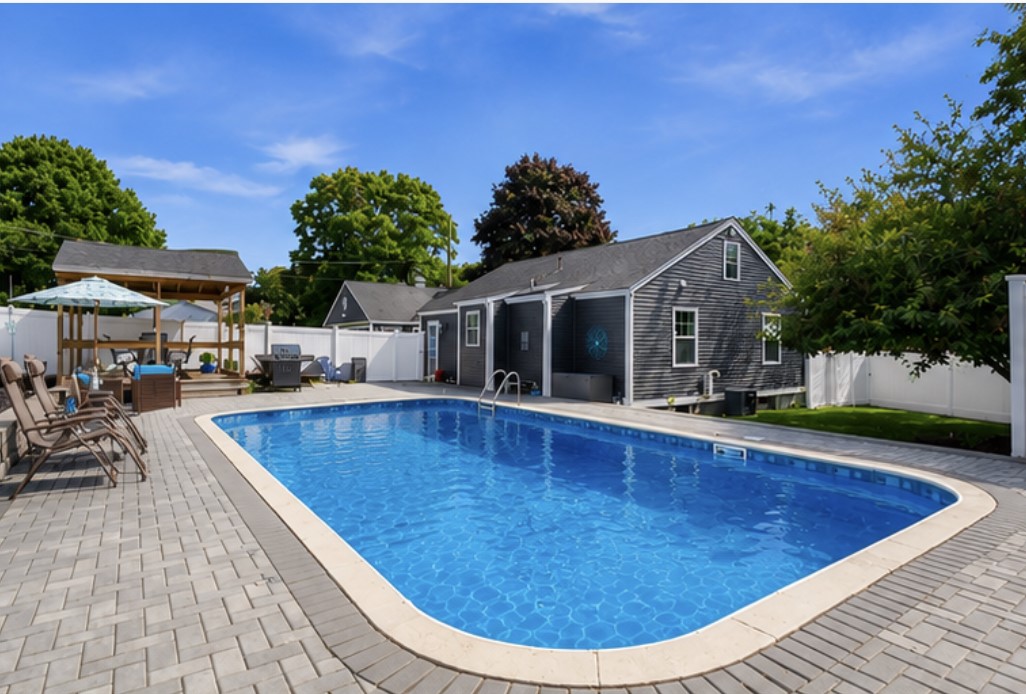 3811 Mendon Road Cumberland, RI 02864 - Photo 19 of 24