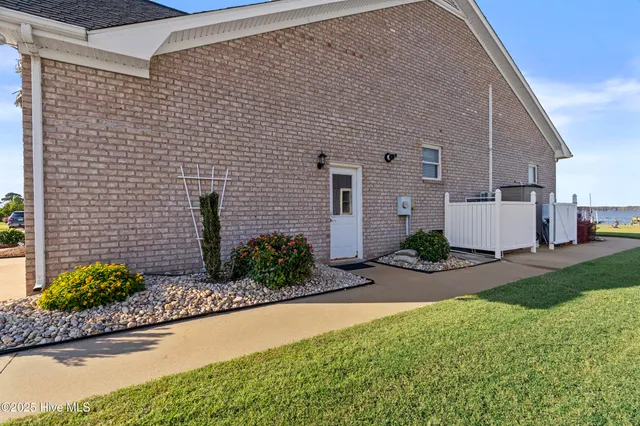 $698,000 | 128 Durant Street, Hertford, NC 27944