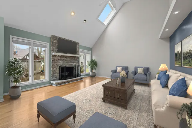 $620,000 | 1627 Sauk Drive, Batavia, IL 60510