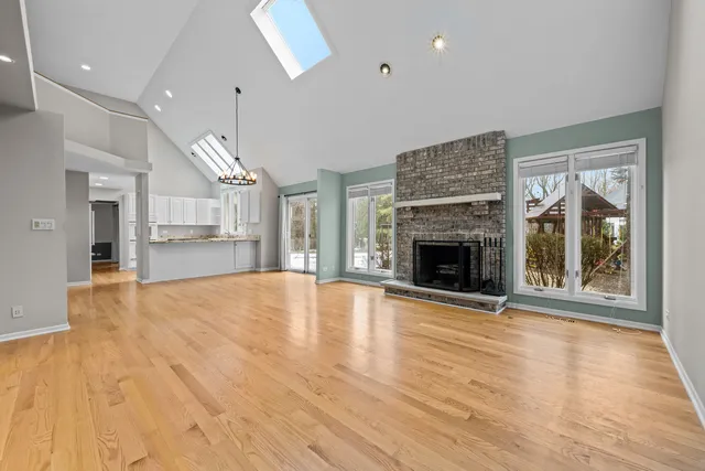 $620,000 | 1627 Sauk Drive, Batavia, IL 60510