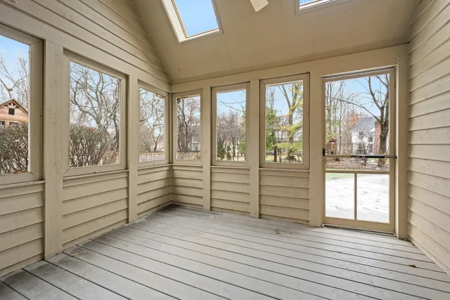 $620,000 | 1627 Sauk Drive, Batavia, IL 60510