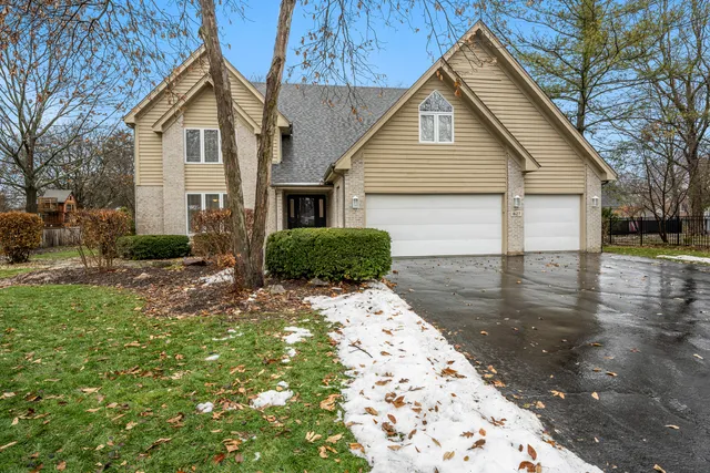 $620,000 | 1627 Sauk Drive, Batavia, IL 60510