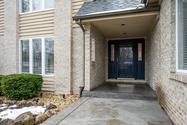 $620,000 | 1627 Sauk Drive, Batavia, IL 60510