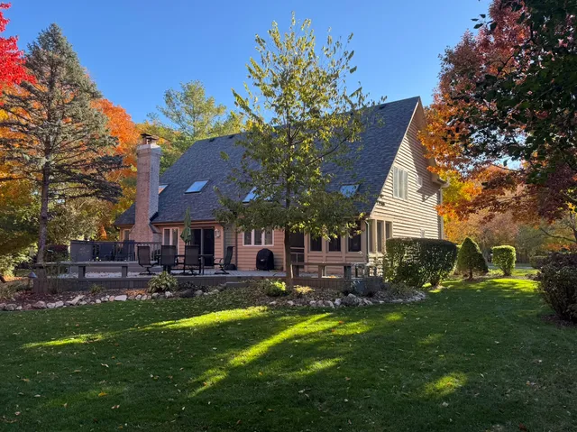 $620,000 | 1627 Sauk Drive, Batavia, IL 60510