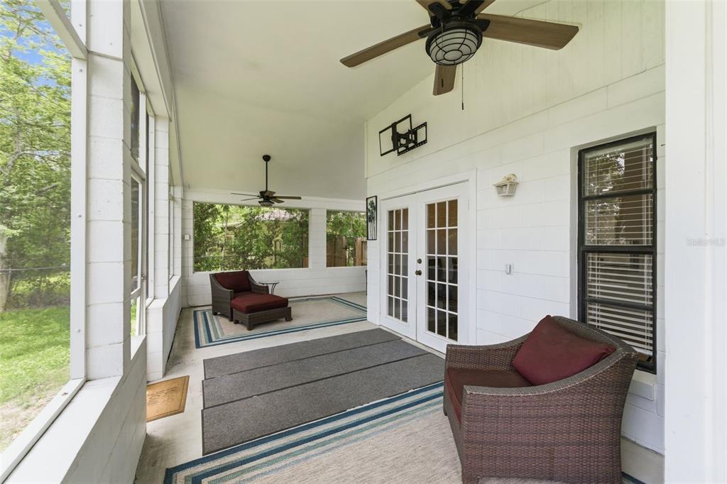 8127 Southwest 12th Place Gainesville, FL 32607 - Photo 19 of 27