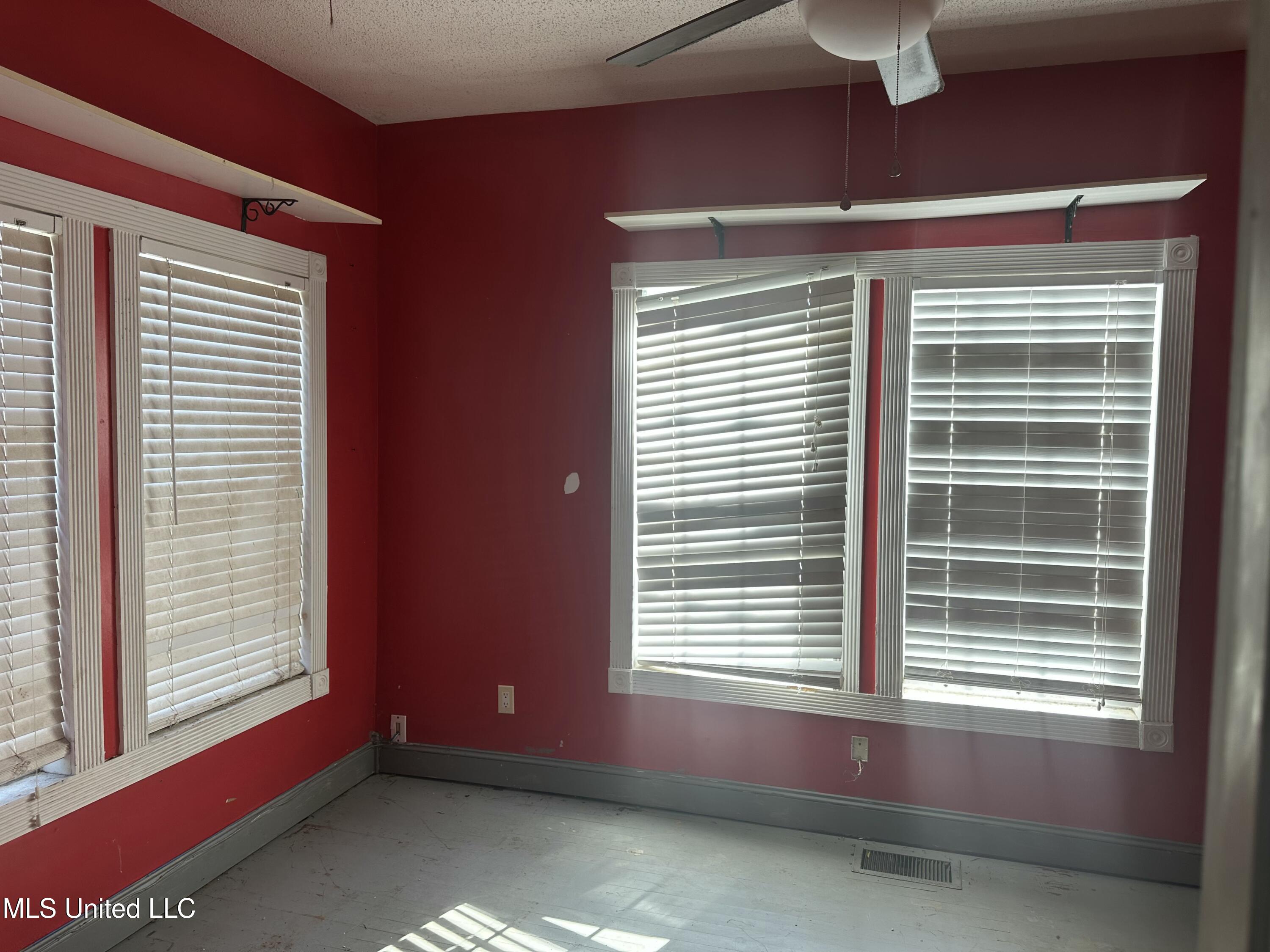 321 Maple Street Marks, MS 38646 - Photo 8 of 16 tempImageMNubGh