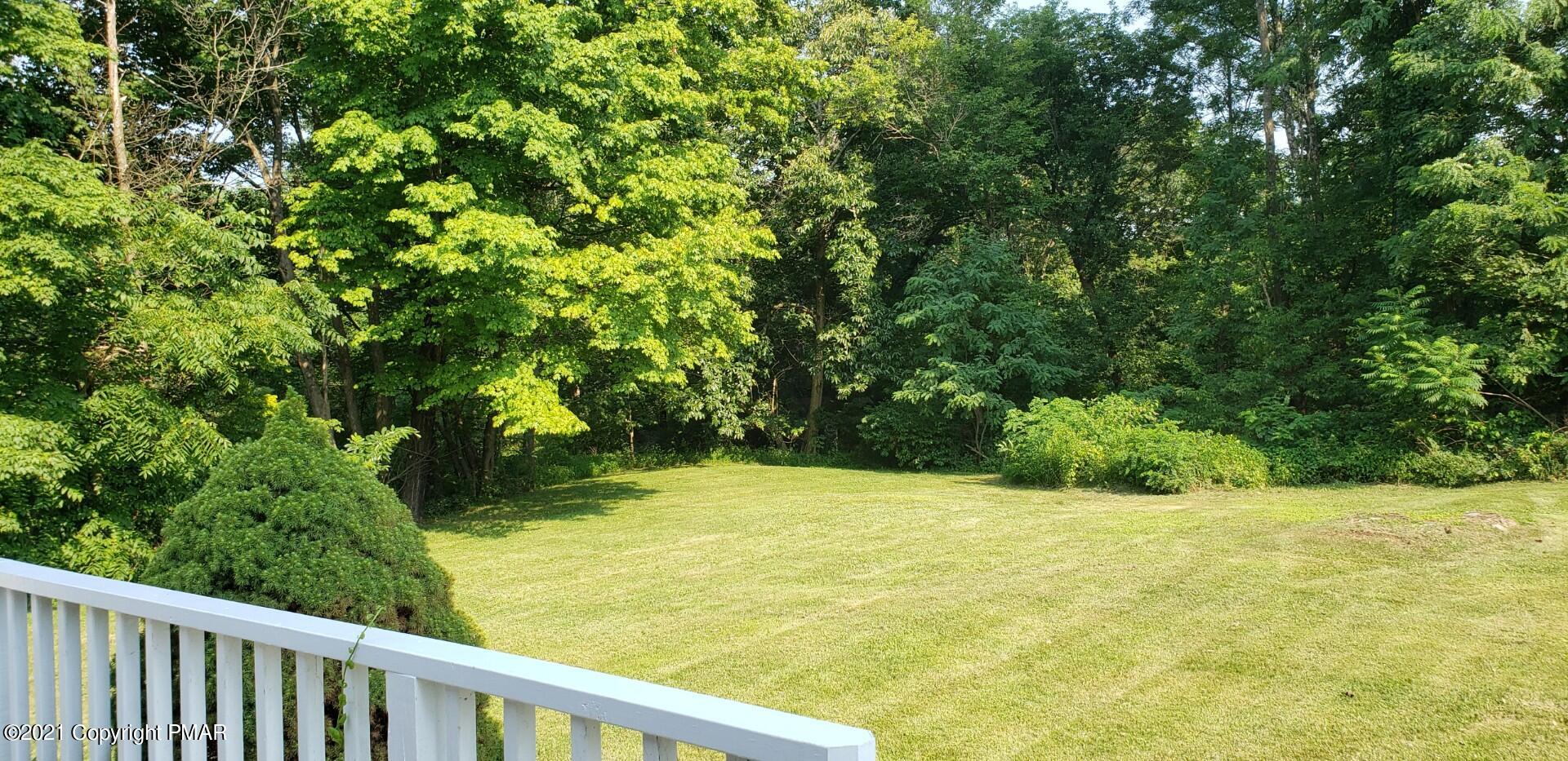144 Merwinsburg Road Effort, PA 18330 - Photo 40 of 51 a view of swimming pool from a yard