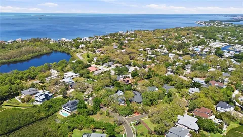 $899,000 | 1718 Sanctuary Place, Palm Harbor, FL 34683