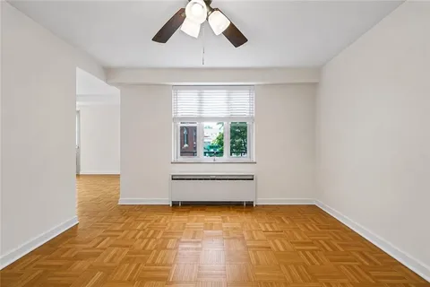 $127,000 | 4601 Fifth Avenue, Unit 221, Pittsburgh, PA 15213
