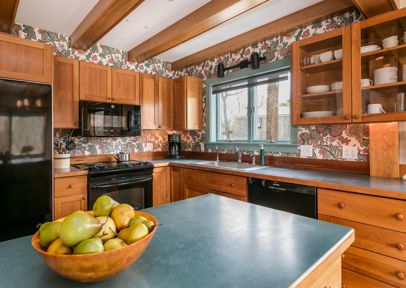 74 Beech Ridge Road Scarborough, ME 04074 - Photo 9 of 42 Kitchen
