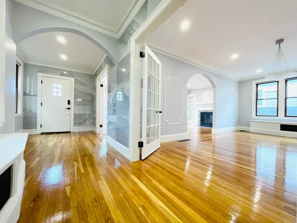 $9,000 | 28 Wolcott Road, Brookline, MA 02467