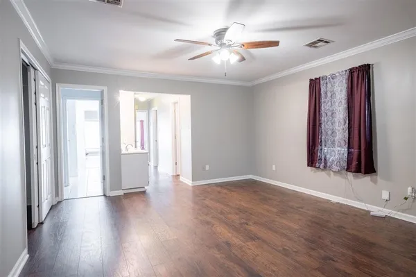 $2,200 | 1317 Waverly Street, Lake Charles, LA 70605