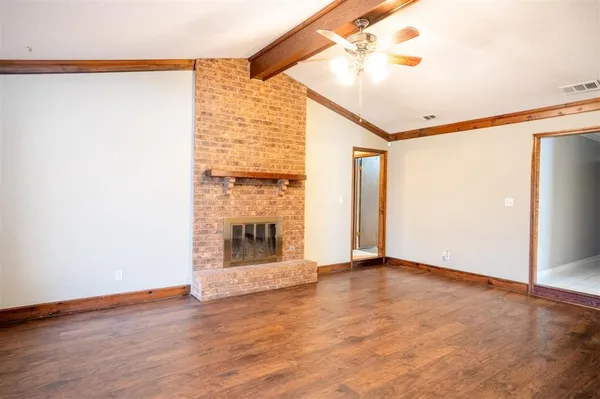 $2,200 | 1317 Waverly Street, Lake Charles, LA 70605