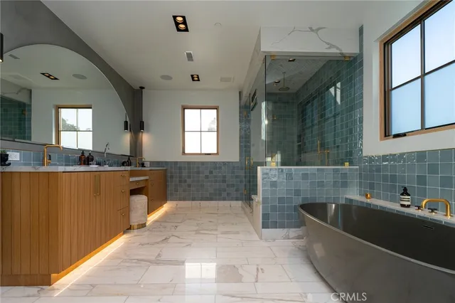 $3,799,000 | 5131 Strohm Avenue, Toluca Lake, CA 91601