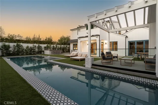 $3,799,000 | 5131 Strohm Avenue, Toluca Lake, CA 91601
