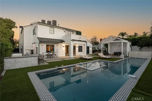 $3,799,000 | 5131 Strohm Avenue, Toluca Lake, CA 91601