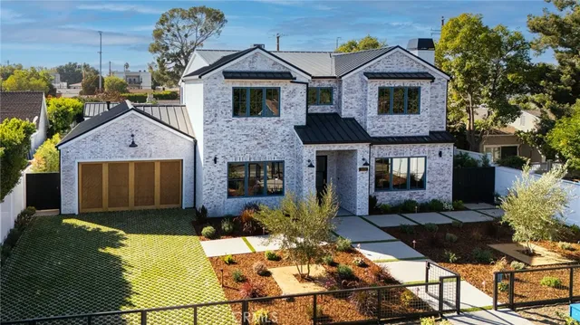 $3,799,000 | 5131 Strohm Avenue, Toluca Lake, CA 91601