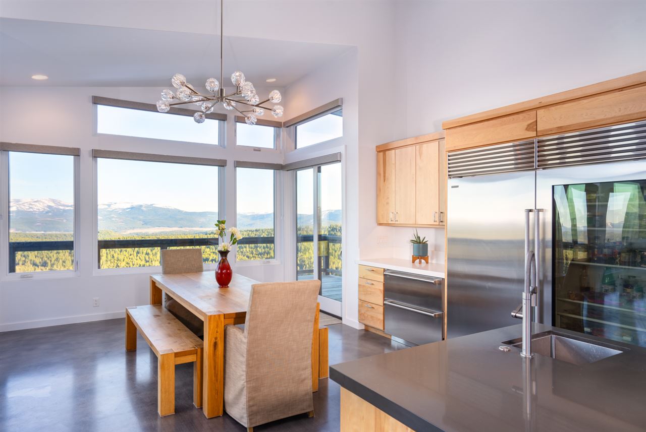 13792 Ski Slope Way Truckee, CA 96161 - Photo 7 of 21