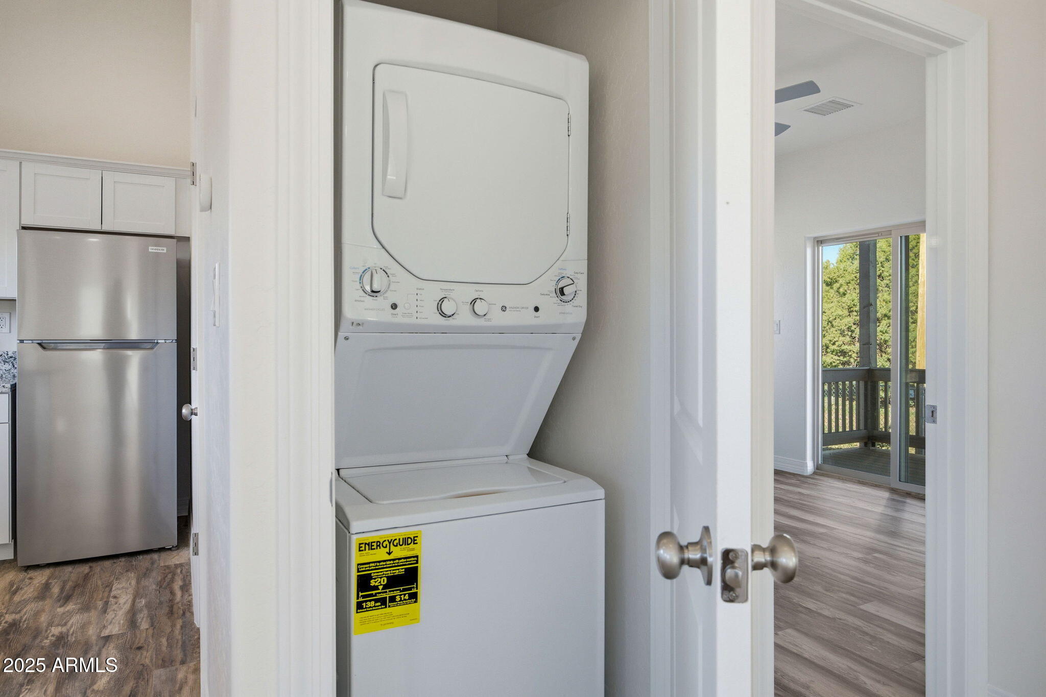 2224 Meadow Lane Overgaard, AZ 85933 - Photo 21 of 30 a utility room with dryer and washer