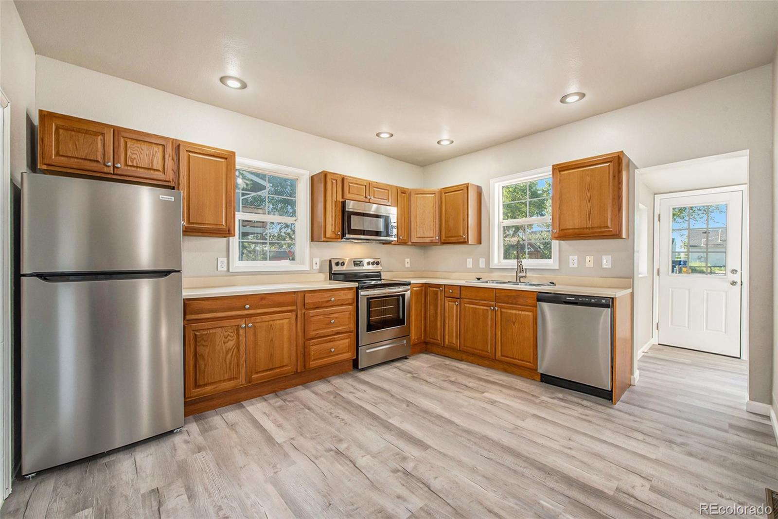 246 7th Street Frederick, CO 80530 - Photo 4 of 13