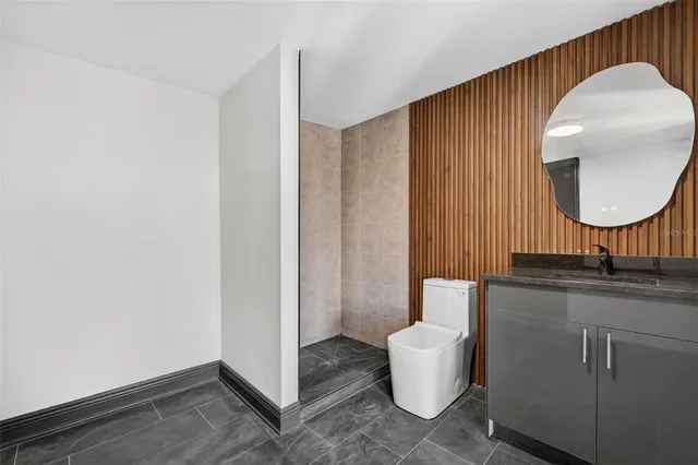 $3,000 | 2401 42nd Street South, St. Petersburg, FL 33711