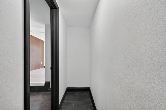 $3,000 | 2401 42nd Street South, St. Petersburg, FL 33711