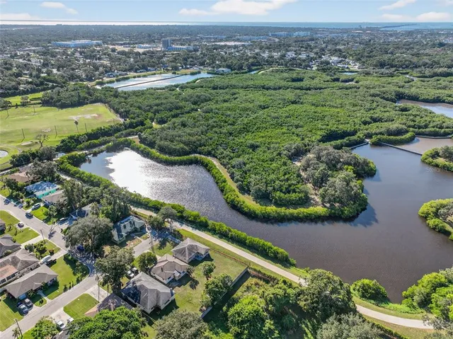 $3,000 | 2401 42nd Street South, St. Petersburg, FL 33711